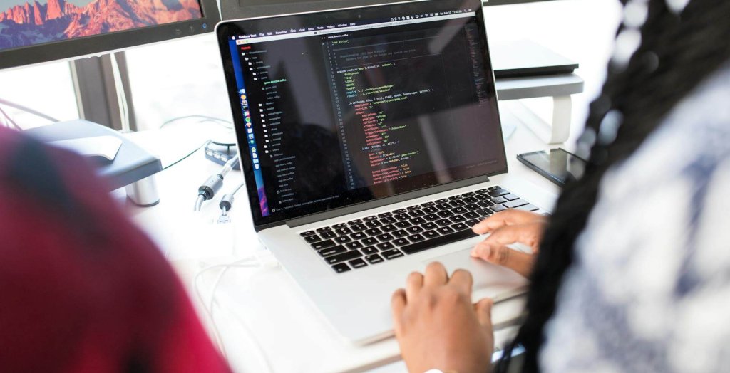 Langage-programmation-developpeur-application-mobiles-web